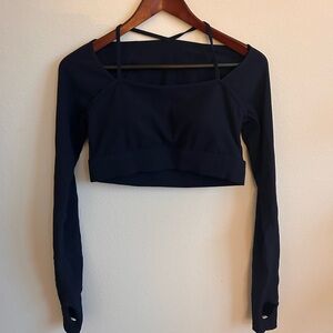 Navy blue athletic top long sleeve